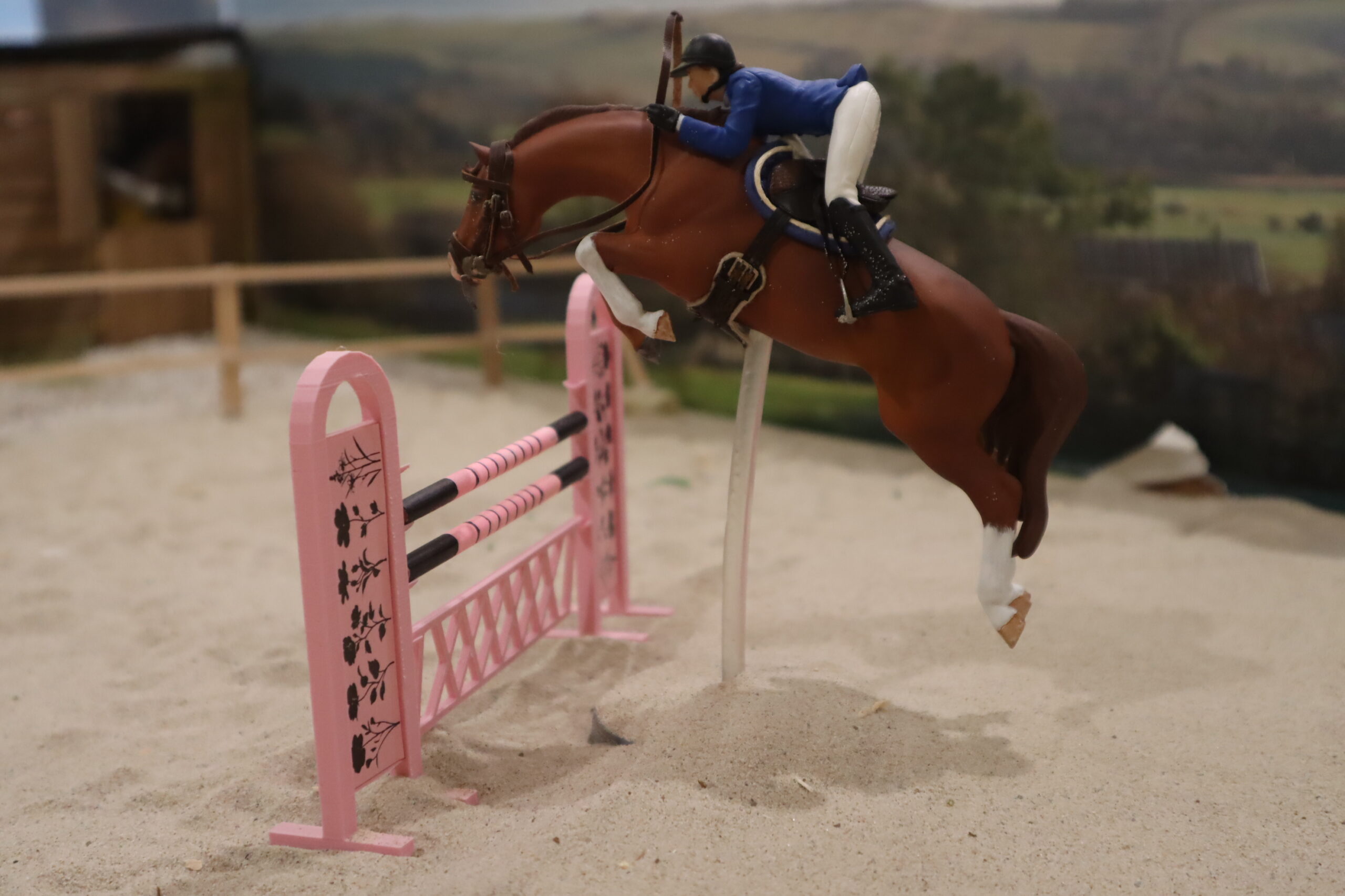 Obstacle rose à fleurs noires – Image 6